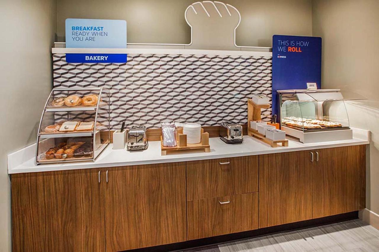 Holiday Inn Express Hotel & Suites Eugene Downtown - University By Ihg Exteriér fotografie